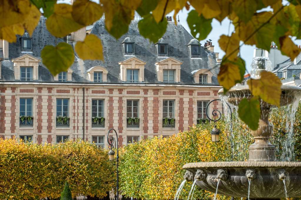 Hotel Cour Des Vosges - Evok Collection París